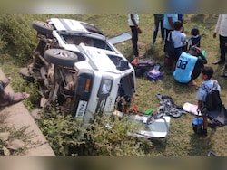 10 Students Injured As Van Falls Off Maharashtra Bridge Because Of Potholes