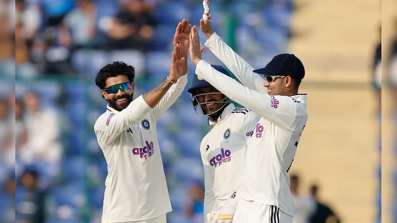 Ind vs WI : कोणालाच जमलं नाही..जडेजानं करून दाखवलं! दिल्लीच्या मैदानात मोडला कपिल देव यांचा सर्वात मोठा विक्रम