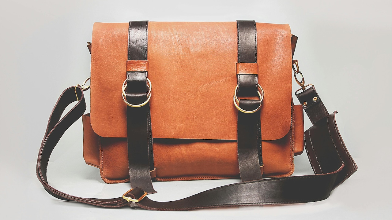 How To Master The Art Of Matching Regular Wearable Accessories For Work.