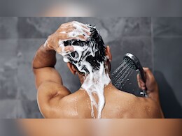 बॉडी क्लीनिंग नहीं, माइंड डिटॉक्स भी है नहाना, जानिए रोज नहाने के चमत्कारी फायदे बॉडी क्लीनिंग नहीं, माइंड डिटॉक्स भी है नहाना, जानिए रोज नहाने के चमत्कारी फायदे