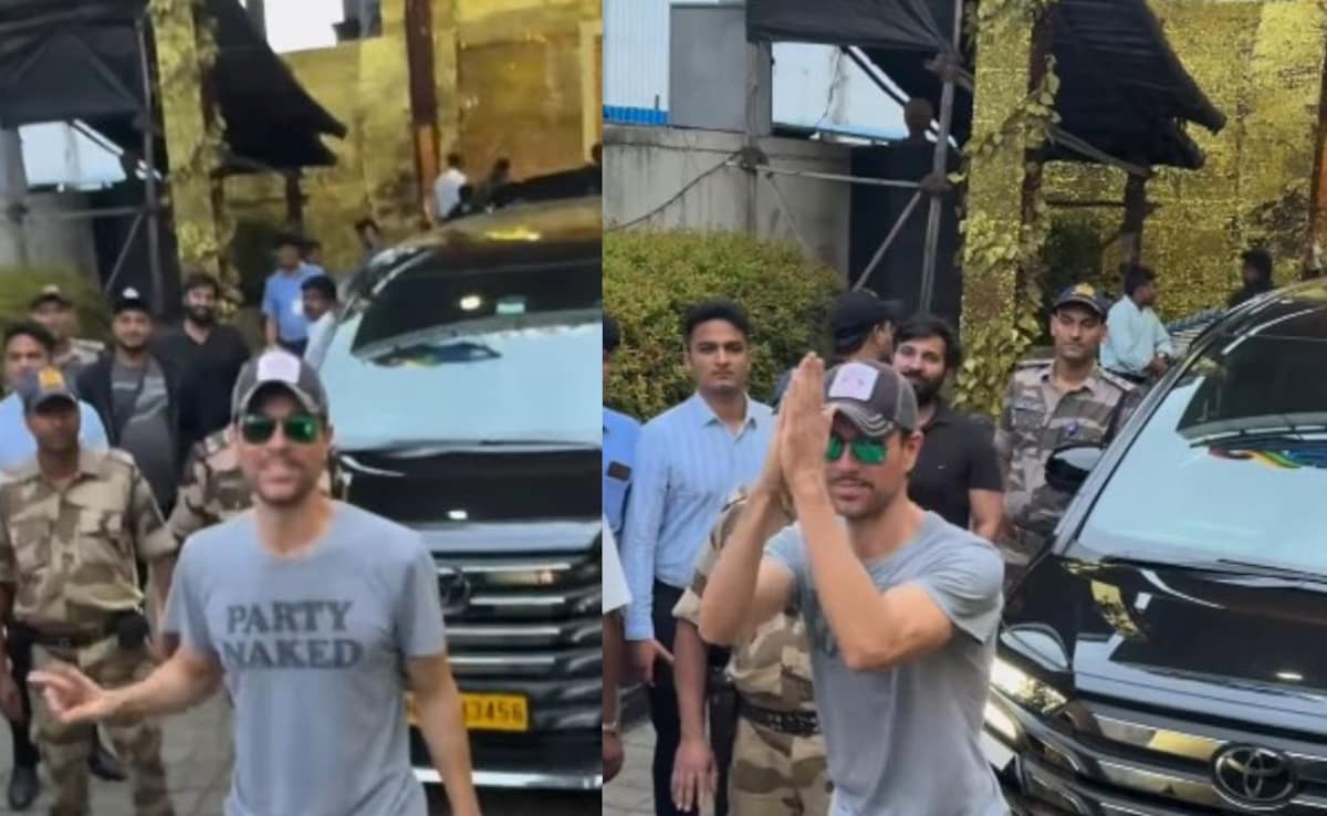 Watch: Enrique Iglesias Arrives In Mumbai Ahead Of Mega Concert