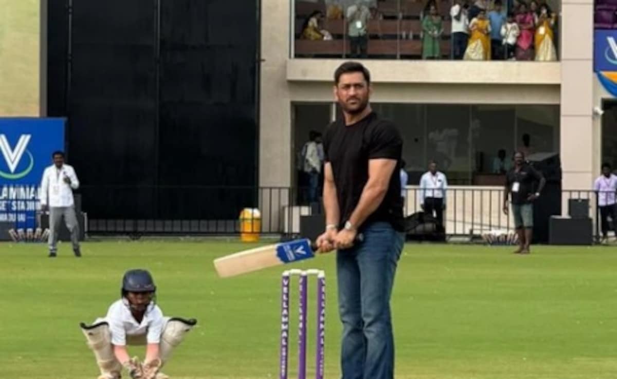 MS Dhoni Inaugurates Cricket Stadium in Madurai, Leaves Fans In Frenzy