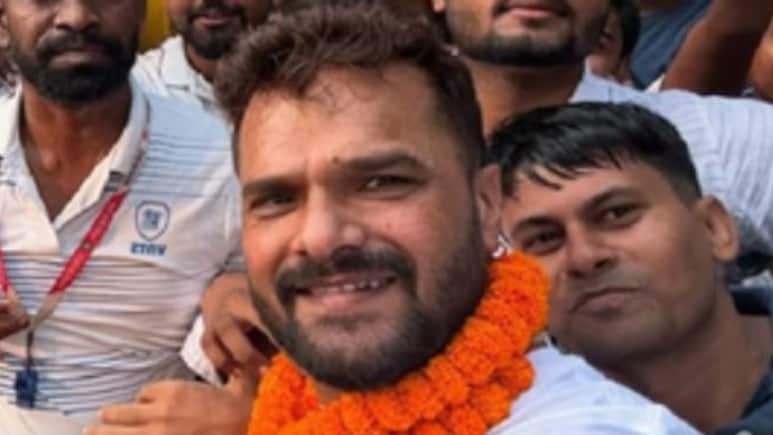 बिहार विधानसभा चुनाव से पहले खेसारी लाल यादव को मिला युवाओं का समर्थन, खुशी से गदगद हुए सिंगर बिहार विधानसभा चुनाव से पहले खेसारी लाल यादव को मिला युवाओं का समर्थन, खुशी से गदगद हुए सिंगर