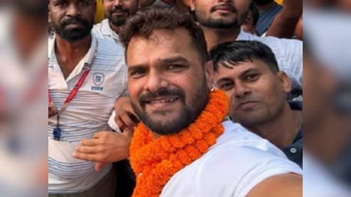 क्या खेसारी छपरा में रचेंगे इतिहास ? कैसा है राजनीतिक माहौल, पढ़ें