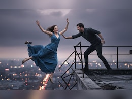 जानलेवा प्यार... पत्नी ने शारीरिक संबंध बनाने से रोका तो गुस्साए पति ने छत से फेंक दिया! जानलेवा प्यार... पत्नी ने शारीरिक संबंध बनाने से रोका तो गुस्साए पति ने छत से फेंक दिया!