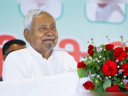 यादवों से दूरी, 'KK' पर भरोसा, नीतीश कुमार के टिकट बंटवारे का जातिगत समीकरण समझिए यादवों से दूरी, 'KK' पर भरोसा, नीतीश कुमार के टिकट बंटवारे का जातिगत समीकरण समझिए