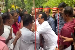 Kerala MLA Heckled In His Constituency Amid Row Over Increasing Pollution Kerala MLA Heckled In His Constituency Amid Row Over Increasing Pollution