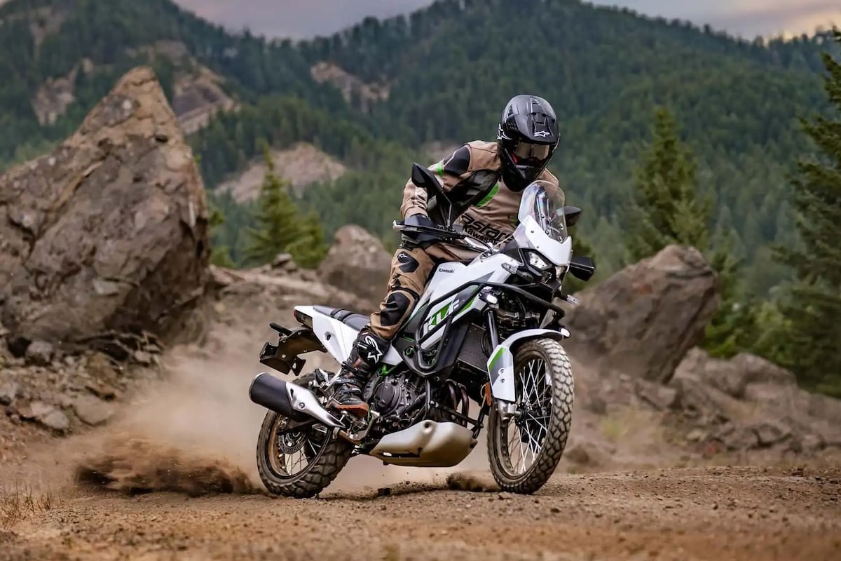 Kawasaki Revives KLE500: New Dual-Sport Motorcycle with Straight-Twin Engine Unveiled