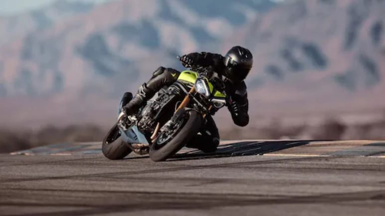 Triumph Speed Triple 1200 RX Launched- Only 1,200 Units Available Globally Triumph Speed Triple 1200 RX Launched- Only 1,200 Units Available Globally