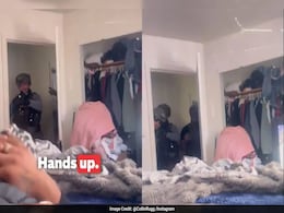 Baby Cries As Officers Break Down Door To Arrest US Man In Immigration Raid Baby Cries As Officers Break Down Door To Arrest US Man In Immigration Raid