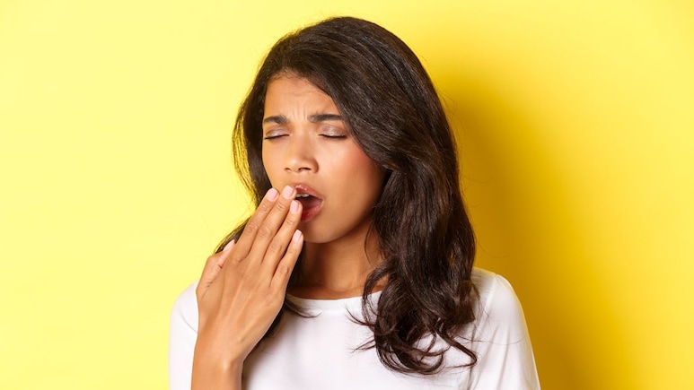 Nutritionist Shares 4 Simple Foods That Fix Bad Breath Naturally