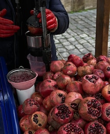 Health Benefits Of Drinking Pomegranate Juice Daily