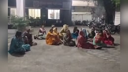 24 किन्नरों ने एक साथ पिया जहर; कई की हालत गंभीर, पुलिस ने पहुंचाया अस्पताल