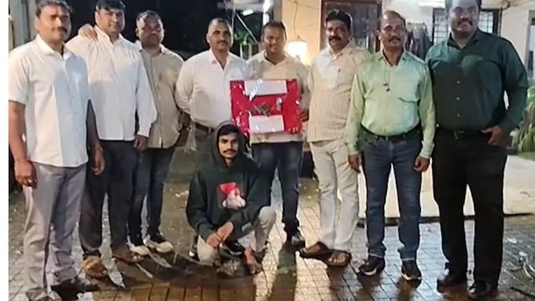 Ulhasnagar Crime: 'मी इथला भाई..',गरब्यात केला गोळीबार,शिवसेना नेत्यावरही बंदूक ताणली..पण पोलिसांनी जे केलं..