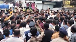 धार में सोयाबीन के गिरते दामों से नाराज किसानों का फूटा गुस्सा, कृषि मंडी रोड पर किया चक्का जाम