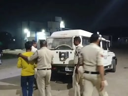 दोस्ती के पीछे छिपा था धोखा: दोस्त की पत्नी से थे अवैध संबंध, तौलिए से गला घोंटकर की दोस्त की हत्या दोस्ती के पीछे छिपा था धोखा: दोस्त की पत्नी से थे अवैध संबंध, तौलिए से गला घोंटकर की दोस्त की हत्या