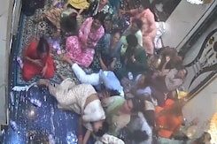 25 Transgenders People Consume 'Phenyl' In Madhya Pradesh, Hospitalised 25 Transgenders People Consume 'Phenyl' In Madhya Pradesh, Hospitalised