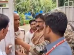 Bhind कलेक्टर संजीव श्रीवास्तव का तबादला, BJP विधायक से विवाद के 34 दिन बाद ट्रांसफर, किरोड़ीलाल मीना को मिली भिंड की जिम्मेदारी Bhind कलेक्टर संजीव श्रीवास्तव का तबादला, BJP विधायक से विवाद के 34 दिन बाद ट्रांसफर, किरोड़ीलाल मीना को मिली भिंड की जिम्मेदारी
