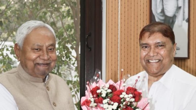 Biharsharif Chunav Result: बिहार शरीफ सीट पर फिर बीजेपी का कब्जा. सुनील कुमार ने ओमैर खान को हराया