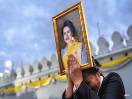Nation In Mourning: Thailand Honours Queen Sirikit With Year-Long Farewell Nation In Mourning: Thailand Honours Queen Sirikit With Year-Long Farewell