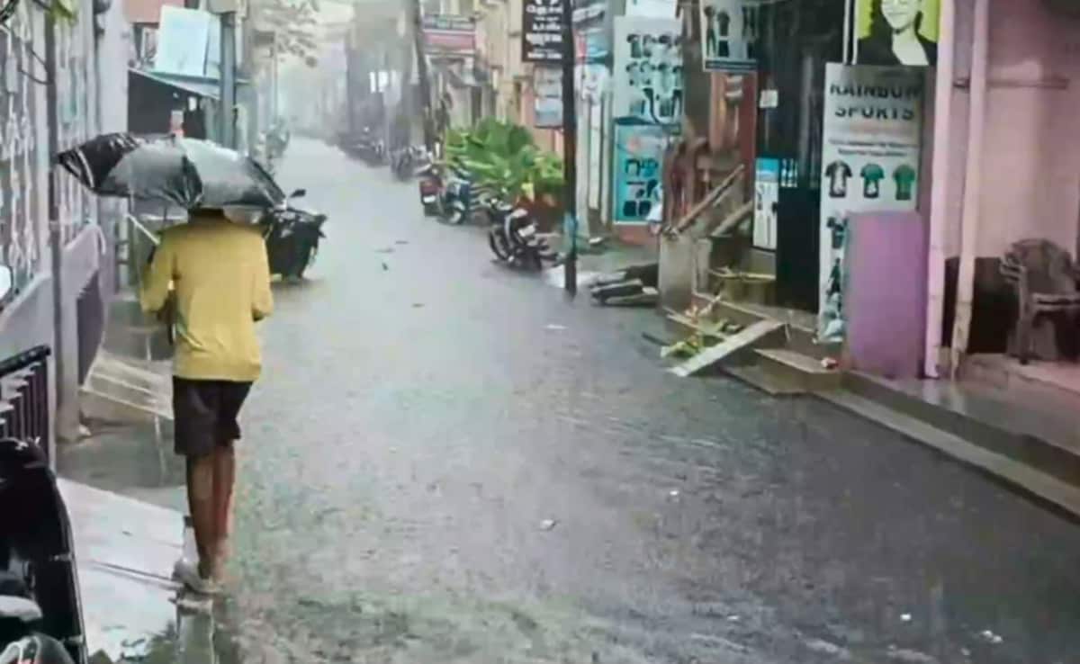 Hit By Heavy Rain, Tamil Nadu Readies Shelters, Braces For Possible Cyclone