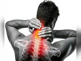 गर्दन के दर्द से राहत दिलानें में मदद करेंगे ये योगासन, मिनटों में मिलेगा आराम गर्दन के दर्द से राहत दिलानें में मदद करेंगे ये योगासन, मिनटों में मिलेगा आराम