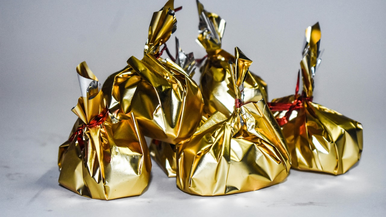 Top Hacks To Store Imported Chocolates in Humid Weather