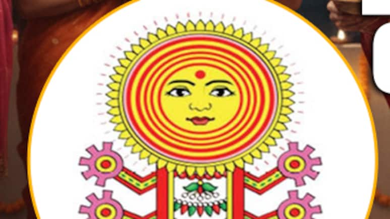 Karwa Chauth Mata Aarti Lyrics: चौथ माता की आरती बगैर अधूरा है आपका करवा चौथ व्रत Karwa Chauth Mata Aarti Lyrics: चौथ माता की आरती बगैर अधूरा है आपका करवा चौथ व्रत