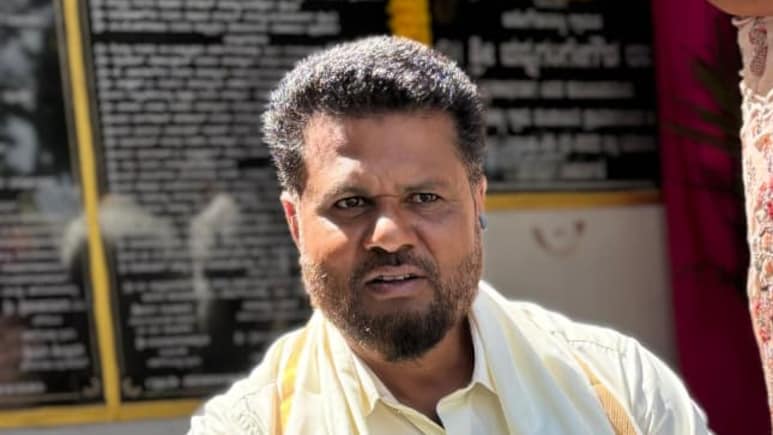 कर्नाटक: कांग्रेस समर्थित पंचायत सदस्य सलीम पाशा पर गोलीबारी, राजनीतिक प्रतिद्वंद्विता के चलते हमला! कर्नाटक: कांग्रेस समर्थित पंचायत सदस्य सलीम पाशा पर गोलीबारी, राजनीतिक प्रतिद्वंद्विता के चलते हमला!