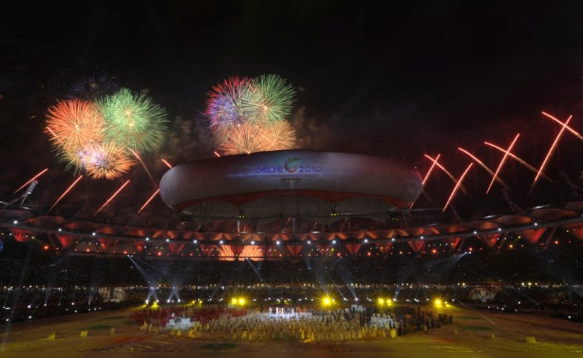 рдЖрд╕рд╛рди рдирд╣реАрдВ рдереА рдХреЙрдордирд╡реЗрд▓реНрде рдЧреЗрдореНрд╕ рдХреА рдореЗрдЬрд╝рдмрд╛рдиреА рдХреА рд░реЗрд╕, рдЕрд╣рдорджрд╛рдмрд╛рдж рдиреЗ рдХреИрд╕реЗ рдорд╛рд░реА рдмрд╛рдЬрд╝реА! рдЬрд╛рдиреЗрдВ рдкреВрд░реА рдЯрд╛рдЗрдорд▓рд╛рдЗрди рдЖрд╕рд╛рди рдирд╣реАрдВ рдереА рдХреЙрдордирд╡реЗрд▓реНрде рдЧреЗрдореНрд╕ рдХреА рдореЗрдЬрд╝рдмрд╛рдиреА рдХреА рд░реЗрд╕, рдЕрд╣рдорджрд╛рдмрд╛рдж рдиреЗ рдХреИрд╕реЗ рдорд╛рд░реА рдмрд╛рдЬрд╝реА! рдЬрд╛рдиреЗрдВ рдкреВрд░реА рдЯрд╛рдЗрдорд▓рд╛рдЗрди