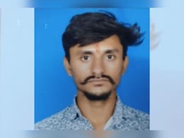 तीन बहनों के इकलौते भाई की सड़क हादसे में मौत, 9 दिन तक अस्पताल में लड़ी जिंदगी की जंग  तीन बहनों के इकलौते भाई की सड़क हादसे में मौत, 9 दिन तक अस्पताल में लड़ी जिंदगी की जंग