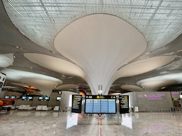 Navi Mumbai Airport: नवी मुंबई विमानतळामुळे मुंबईला मिळणार बहुमान, लंडन, न्यूयॉर्क आणि टोकियोच्या पंक्तीत मिळणार स्थान Navi Mumbai Airport: नवी मुंबई विमानतळामुळे मुंबईला मिळणार बहुमान, लंडन, न्यूयॉर्क आणि टोकियोच्या पंक्तीत मिळणार स्थान