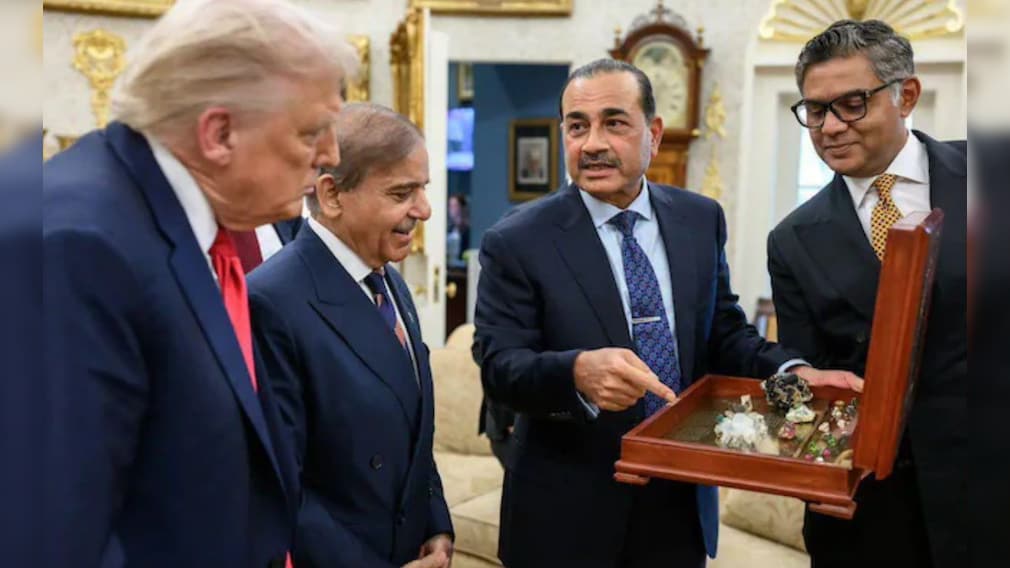 Opinion | The Dangerous Logic Behind America's $1.25 Billion 'Mining' Deal With Pakistan