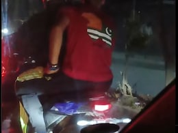 Bengaluru Student Wears 'Azad Kashmir T-Shirt, Cops Swing Into Action Bengaluru Student Wears 'Azad Kashmir T-Shirt, Cops Swing Into Action