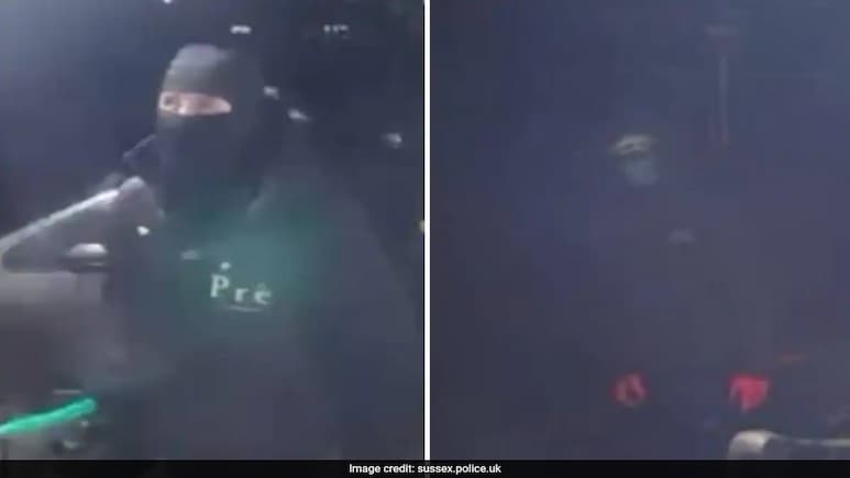 2 Masked Men Set UK Mosque On Fire, Cops Share Their Pics Seeking Help 2 Masked Men Set UK Mosque On Fire, Cops Share Their Pics Seeking Help