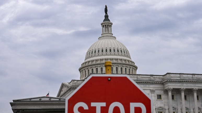 US Government On Brink Of Shutdown After Senate Rejects Funding Bills