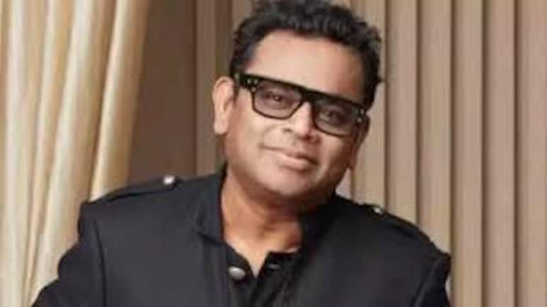हिंदू ज्योतिषी के सुझाव पर दिलीप कुमार बनें एआर रहमान, बहन की शादी के लिए कुंडली बनवाने गए और... हिंदू ज्योतिषी के सुझाव पर दिलीप कुमार बनें एआर रहमान, बहन की शादी के लिए कुंडली बनवाने गए और...
