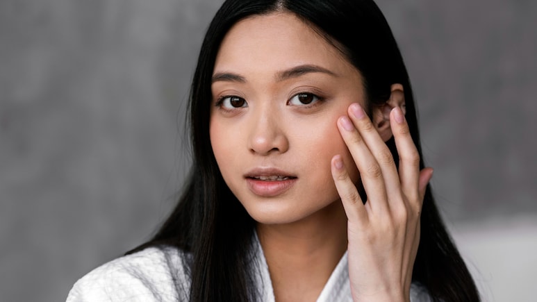 K-Beauty Glass Skin Trend: Why It May Be Harmful For Indian Skin