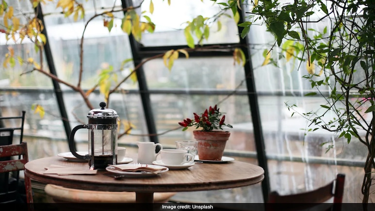 US Couple Breaks Into Restaurant, Engages In Sexual Activity, Then Robs The Place US Couple Breaks Into Restaurant, Engages In Sexual Activity, Then Robs The Place