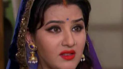 टीवी की दुनिया में शिल्पा शिंदे करेंगी महाधमाल, 'भाभी जी घर पर हैं' में अंगूरी भाभी बनकर करेंगी वापसी