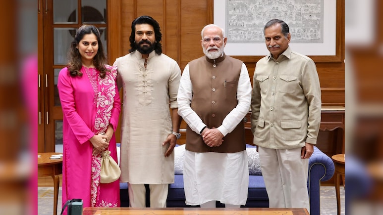 रामचरण, उपासना गुरु ने की पीएम मोदी से मुलाकात, आर्चरी प्रीमियर लीग की सफलता पर जताई खुशी रामचरण, उपासना गुरु ने की पीएम मोदी से मुलाकात, आर्चरी प्रीमियर लीग की सफलता पर जताई खुशी