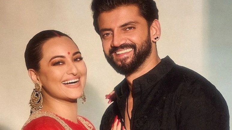 Sonakshi Sinha Reveals She Proposed To Zaheer Iqbal Just A Month After Meeting Him: "It Was An Instant Click" Sonakshi Sinha Reveals She Proposed To Zaheer Iqbal Just A Month After Meeting Him: "It Was An Instant Click"