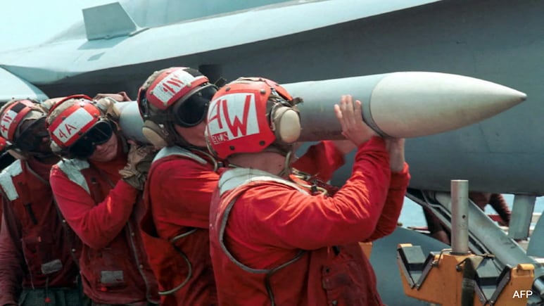 US Approves Sale Of AIM-120 Missiles To Pakistan: What It Means For India US Approves Sale Of AIM-120 Missiles To Pakistan: What It Means For India