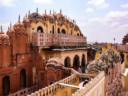 6 Winter Getaways Near Delhi Under Rupees 10,000 For A Cosy, Budget Escape 6 Winter Getaways Near Delhi Under Rupees 10,000 For A Cosy, Budget Escape