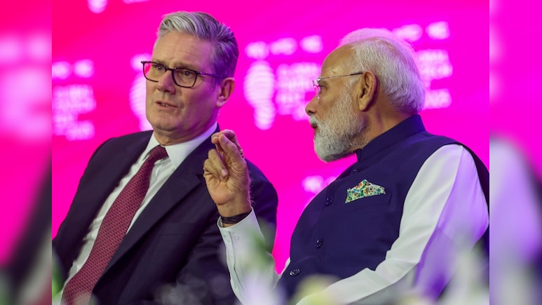 स्टार्मर के साथ पीएम मोदी ने खालिस्तान समर्थकों पर चिंता जताई, जानें हुई क्या बात स्टार्मर के साथ पीएम मोदी ने खालिस्तान समर्थकों पर चिंता जताई, जानें हुई क्या बात