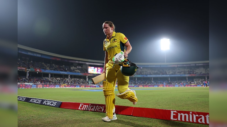 AUS W vs ENG W: हाईवोल्टेज मैच से पूर्व ऑस्ट्रेलिया को लगा 440 वोल्ट का झटका, हीली बाहर, जानें किसे मिला मौका AUS W vs ENG W: हाईवोल्टेज मैच से पूर्व ऑस्ट्रेलिया को लगा 440 वोल्ट का झटका, हीली बाहर, जानें किसे मिला मौका