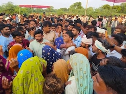 टोंक में युवक की कुल्हाड़ी से काटकर निर्गम हत्या, धरने पर बैठे नेता नरेश मीणा; पुलिस को 7 दिन का अल्टीमेटम  टोंक में युवक की कुल्हाड़ी से काटकर निर्गम हत्या, धरने पर बैठे नेता नरेश मीणा; पुलिस को 7 दिन का अल्टीमेटम