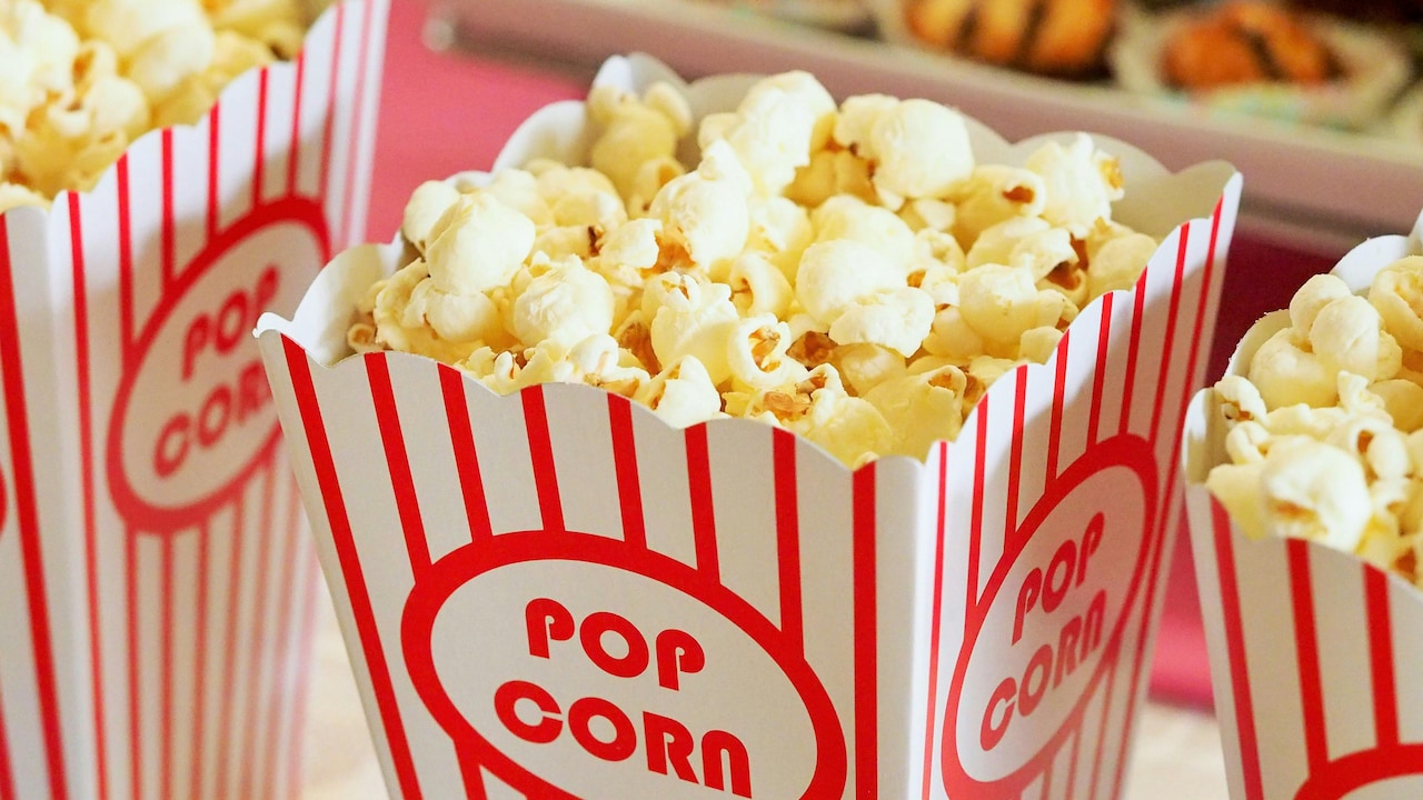5 Best Healthy Midnight Snacks That Dont Disturb Sleep