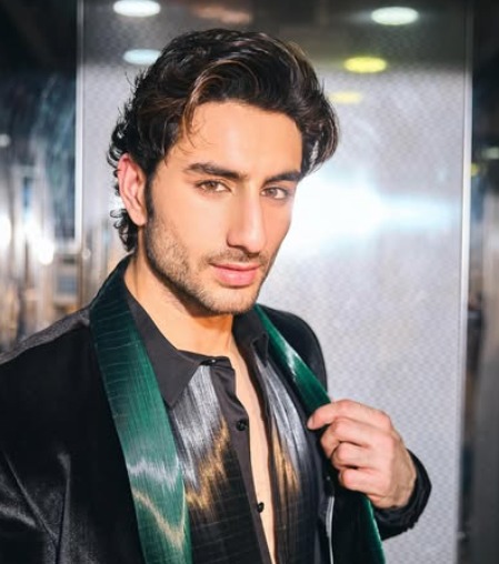 Why Saif Ali Khan's Son Ibrahim Is Called New-Age Salman Khan By Designer Duo Abu Jani-Sandeep Khosla