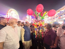 व्यापारियों का बढ़ाया हौसला, छोटे दुकानदारों से की बातचीत... कोटा के मेले में पहुंचे लोकसभा अध्यक्ष ओम बिरला  व्यापारियों का बढ़ाया हौसला, छोटे दुकानदारों से की बातचीत... कोटा के मेले में पहुंचे लोकसभा अध्यक्ष ओम बिरला